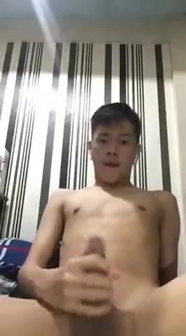 young asian boy wanking on chat (17'')