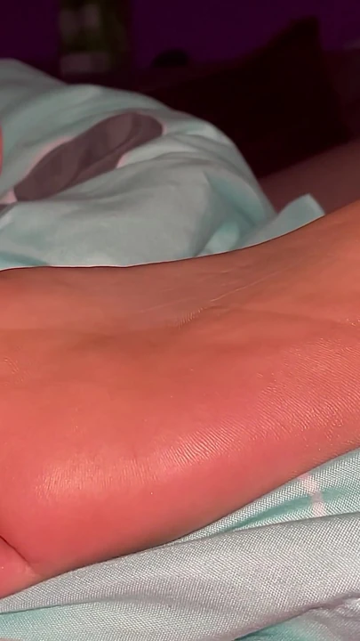 Must-see moment from "Night cum on sexy soles"