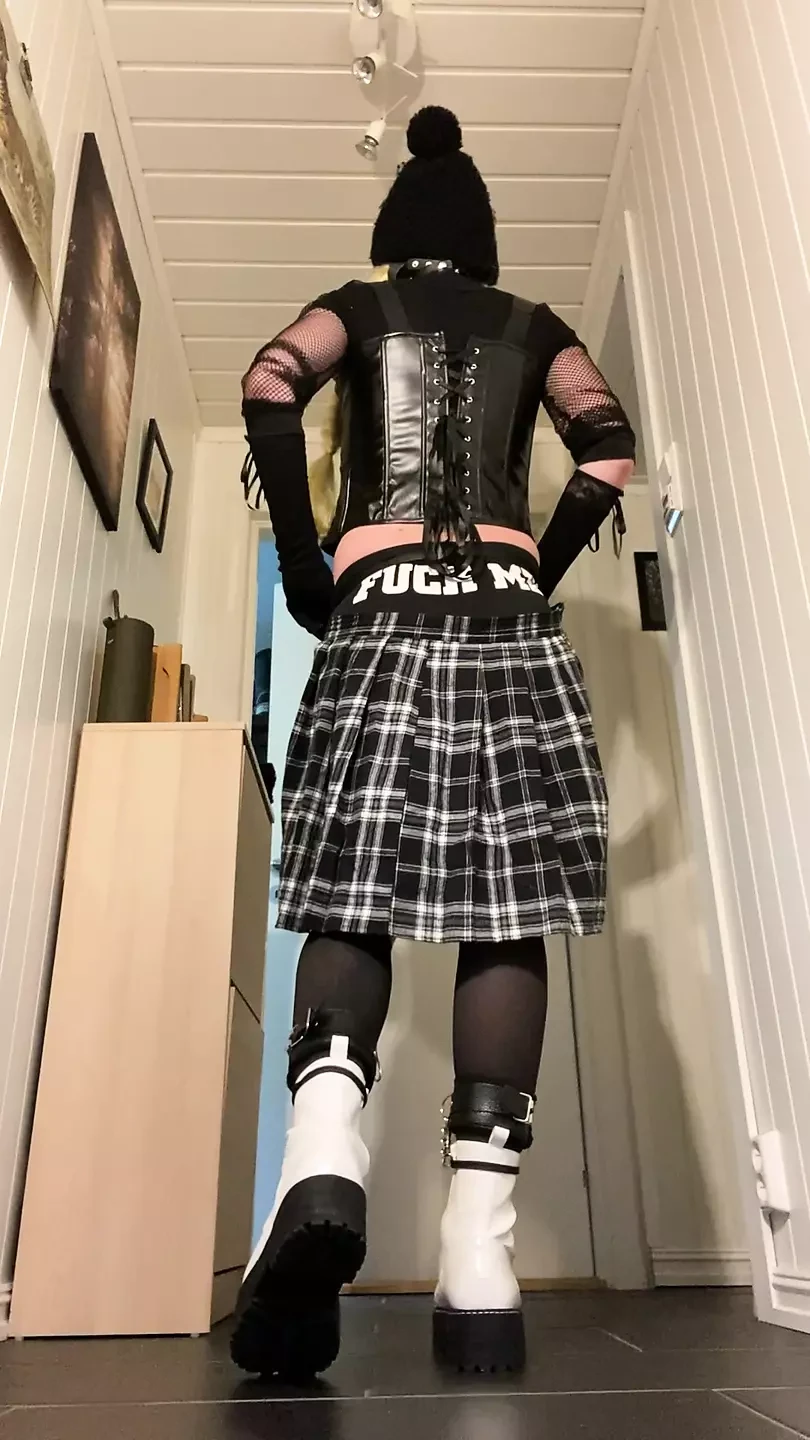 Gotik femboy