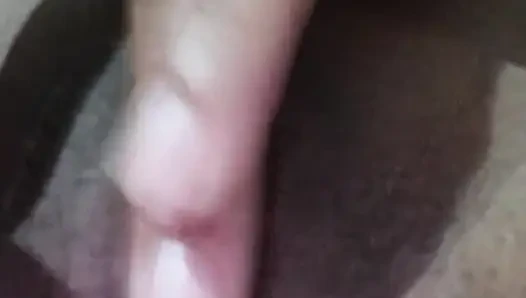 Esmer kadın evde mastürbasyon yapıyor