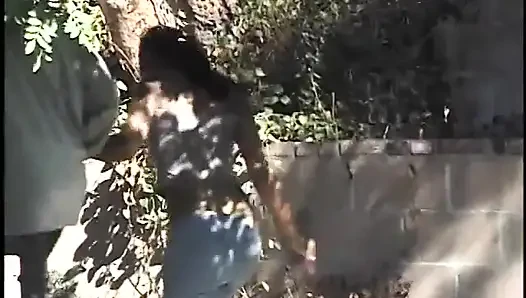 Zenci bebek öğretmeni için her şeyi yapıyor