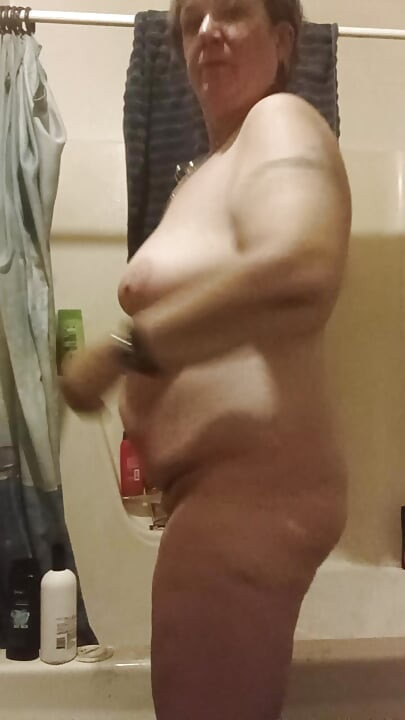 벌거벗은 수건