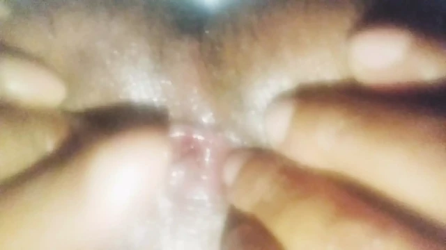 Bob fingerings push pull & cum shot masterbeson