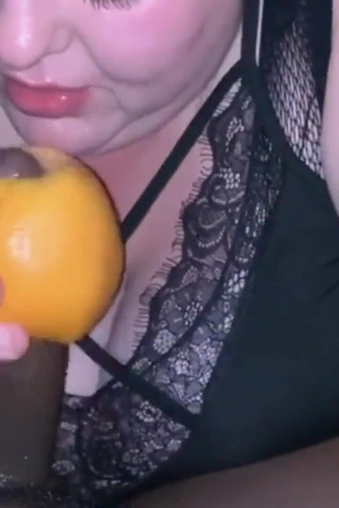 YoungEnglishBBW BBC Nata4sex grapefruit deepthroat