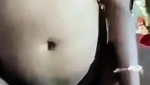 Köylü kamwali büyük memeli hizmetçi patron tarafından sikiliyor