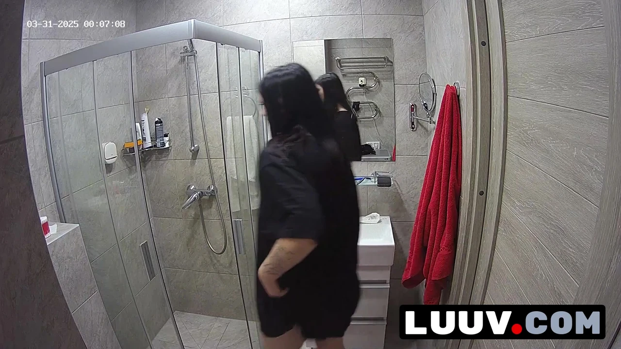 LUUV. A brunette showers, used to amateur cameras, showing her natural body