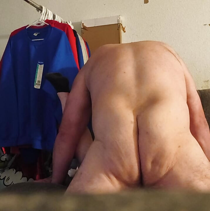 Missionary fuck with peaches