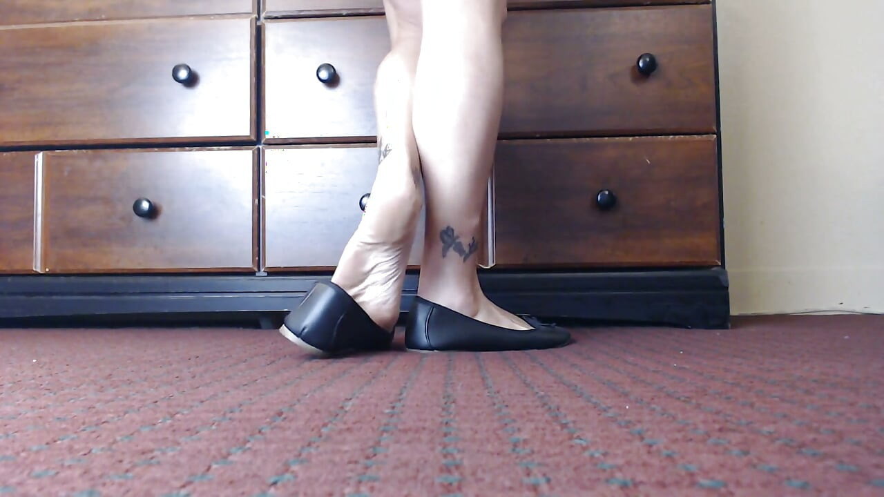 Dirty feet ballet flats shoe play