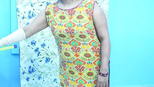 Hamari Naukrani Ko Hamne Ne Pata Kar Kiya Desi Style Mein Chudai Hintçe Ses