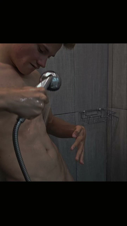 I'M WAXING FOR DICK