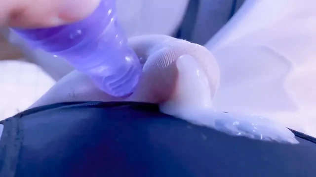 White pantyhose cum