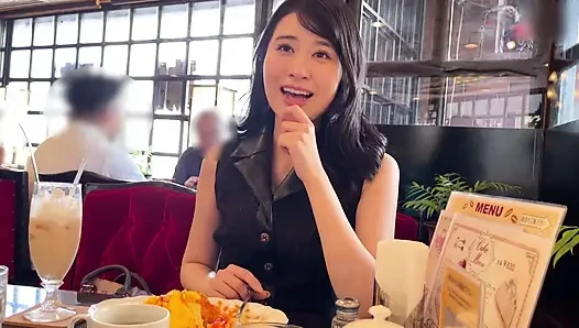 A118F06 A beautiful, innocent, and sensible office lady started a matching app while looking for a boyfriend! Despite her high communication skills, she gets excited and becomes a nymphomaniac despite embarrassment from her sly body touches!