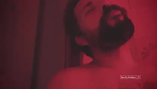 Кэнди Куш отвлекла мужа и потащила меня в ванную на вечеринке ради быстрого секса