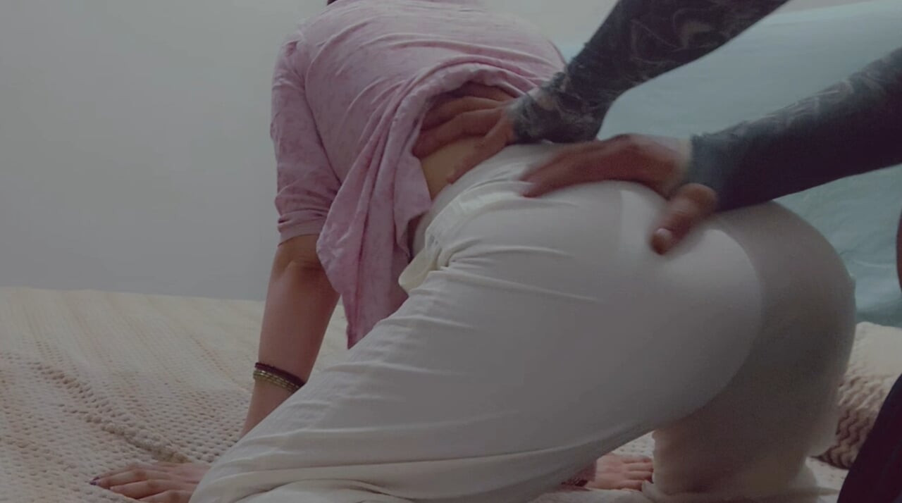 Kaam kr rahi wife ko hard choda ,don't miss the end