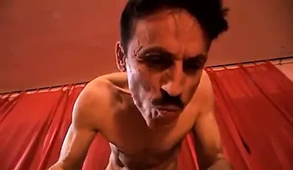 艾米布鲁克 - 艰难的爱 - 肛交 s88