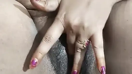 Tante cantik telugu india lagi asik ngentot gaya doggy sambil pakai kain sree