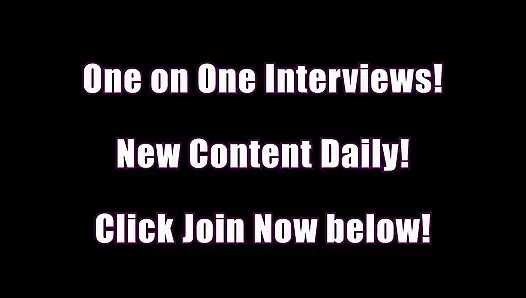 Victoria gracen si cewek cantik rambut pirang lagi asik muasin memeknya pakai vibrator sampai muncrat berbulu.