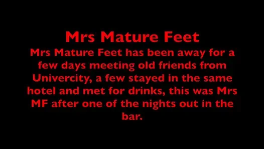 Mrs Mature Feet back in hotel after a night out with the Girls
