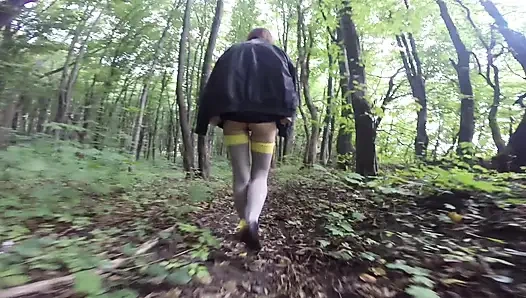 Naked pussy in forest