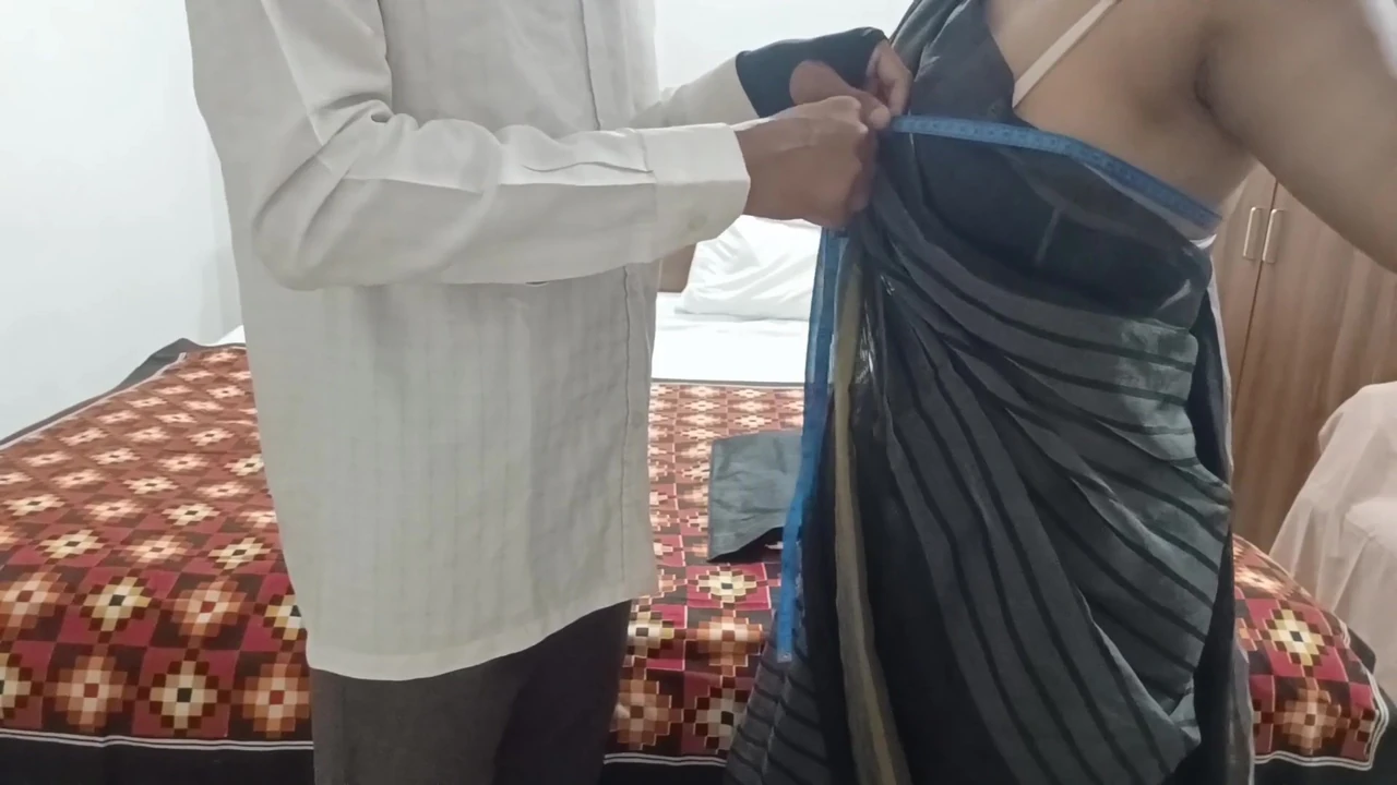 Kabita bhabhi got fucked by dress Tailor Hindi