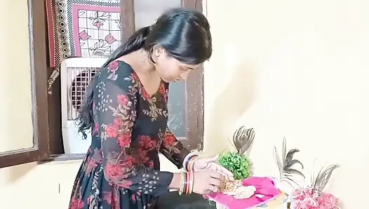 Üvey kız kardeşimle yatağımda uyandım