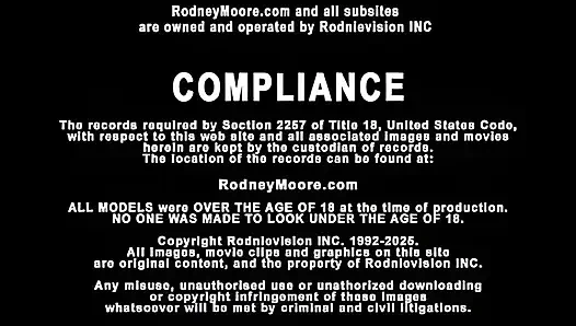 Extra Hairy 90s Natural Babe Shows off