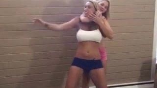 Mädchen-Wrestling