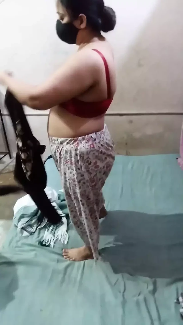 Sexy Mature Changing Her Clothes