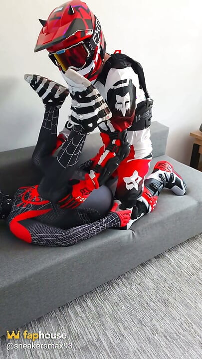 Mx Biker Brought Spider-man to Orgasm and Cum on His Face