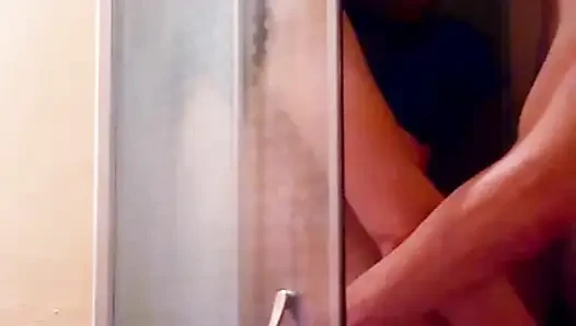 Real homemade sex in the shower