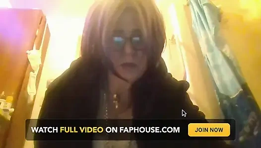 Shell vibing dansı yapan büyük dev seksi götten çıkıyor