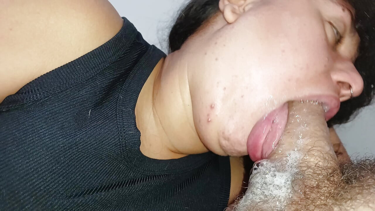 ROLLING AND ROLLING YOUR DELICIOUS MOUTH IN THIS INSANE BLOWJOB