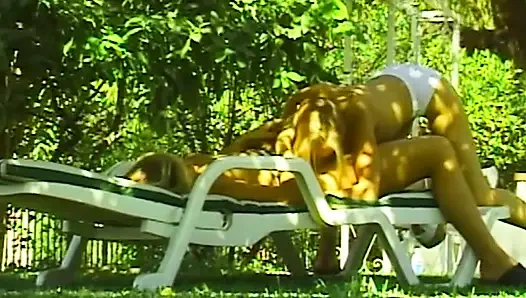 Weiße Höschen Chroniken: Sinnliche Gartenspiele