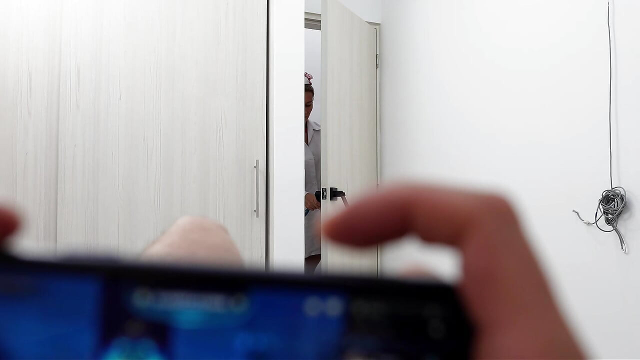 Doctor's recommendations: I fuck sick gamer to relieve his pain - Karen Sleent & nick jowell