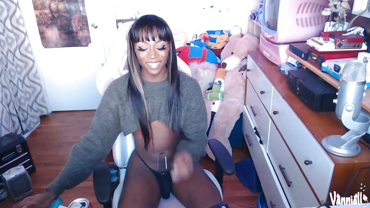 Gooning My Huge Tgirl Dick to Cum on My Face - Vanniall Edging Her BBC to a Thick Self-facial - Full Camshow