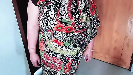 Morjenabb. Güzel Hintli bangla kız ev yapımı hadly sikişiyor süper zevk videosu.