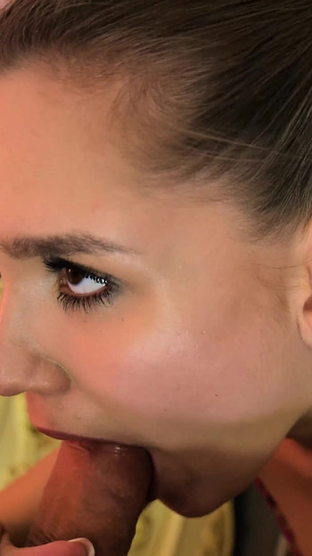 एक प्यारी सुंदरता के साथ एक और वीडियो