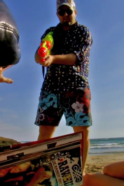 Gorgeous wet cooter of Chica expects wide open for huge love stick ravish it