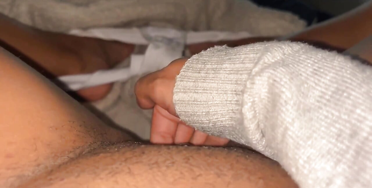 수업에 가기 전에 시리카를 때리고, 선생님은 시리카를 때렸다.