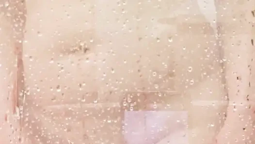 Wunderschöner Körper aus Schaum