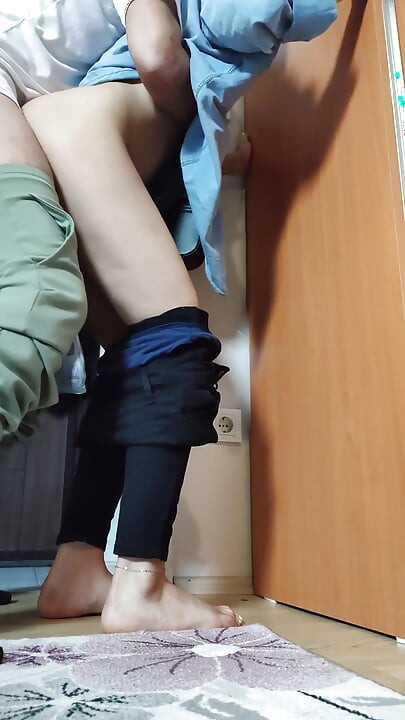 伊朗出轨人妻素人自拍