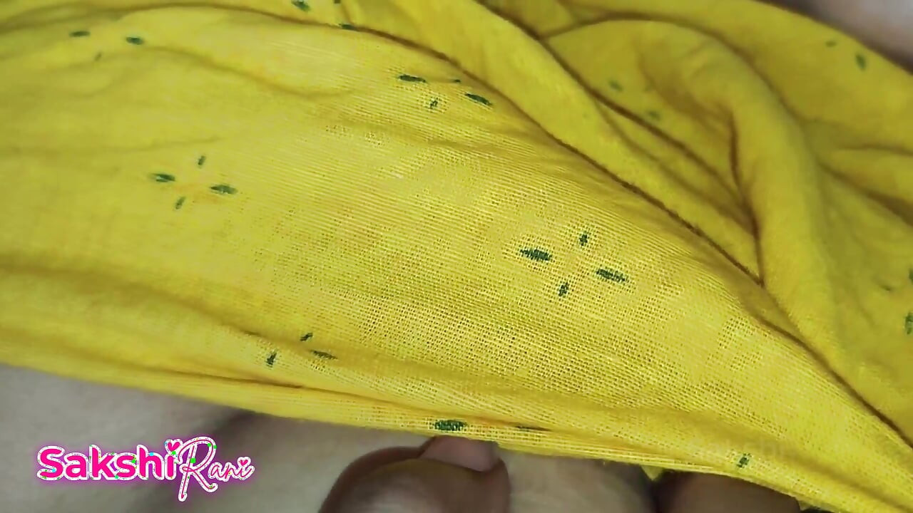 Jiju ne Mere Chut me apna Lund rakh daal diya Akeli leti thi hindi sex video Hindi dirty talking sex video