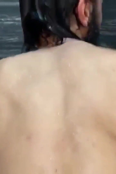 Active Crazy to Give the Ass