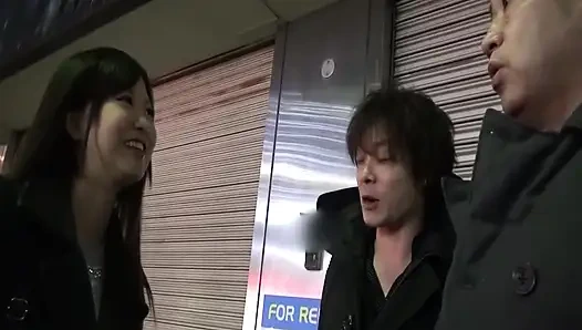 A068G01 to a plump busty wife with a healing character with a nice smile!