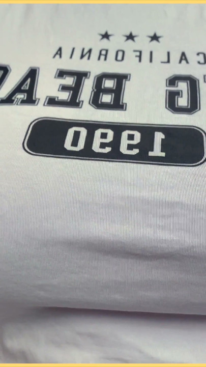 Perfekte Bhlose Titten in Der Öffentlichkeit