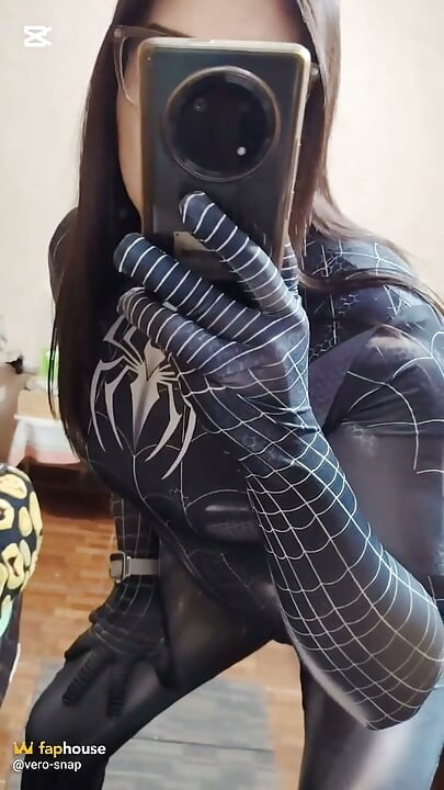 Knulle denne hore i Spiderman Venom-cosplayet hennes