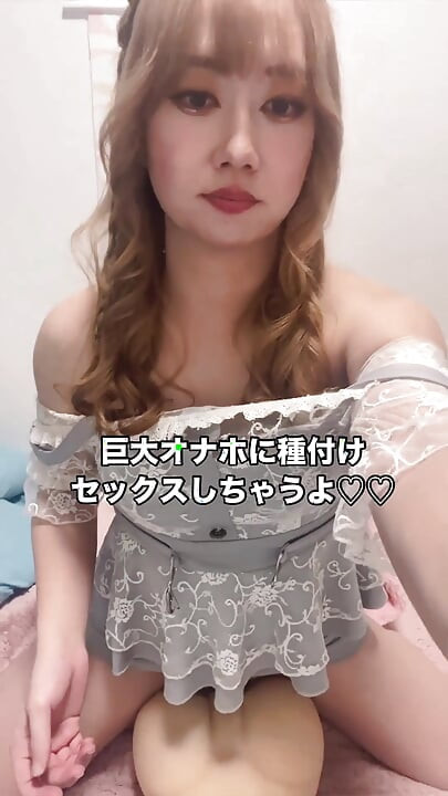 สาวสองน้ําแตกในแขนช่วยตัวเอง