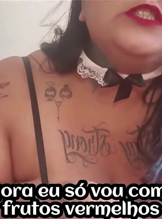 I Decided to Become Vegan and Ate Vegetables Through My Pussy - Mary Jhuana