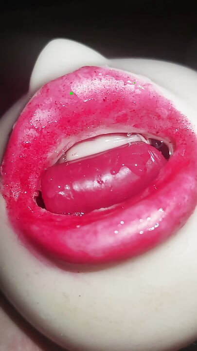 Close up red lipstick blowjob and deepthroat 2