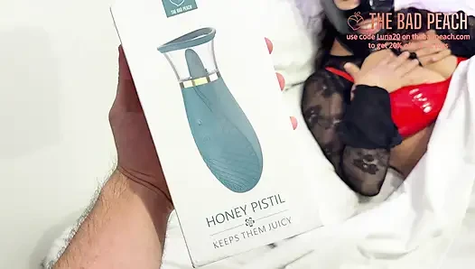 Erkek arkadaşım bana The Bad Peach sucker verdi ve bu beni zevkten titretti